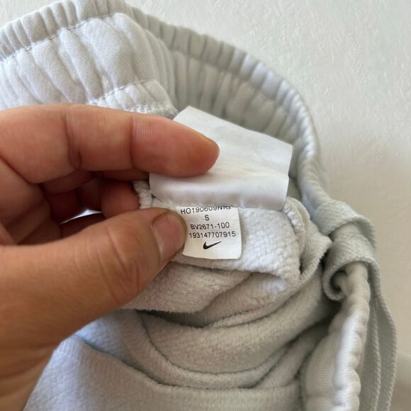 Nike Club Fleece Joggers Womens Small White Sweatpants Embroidered Swoosh - flaw - Picture 7 of 13